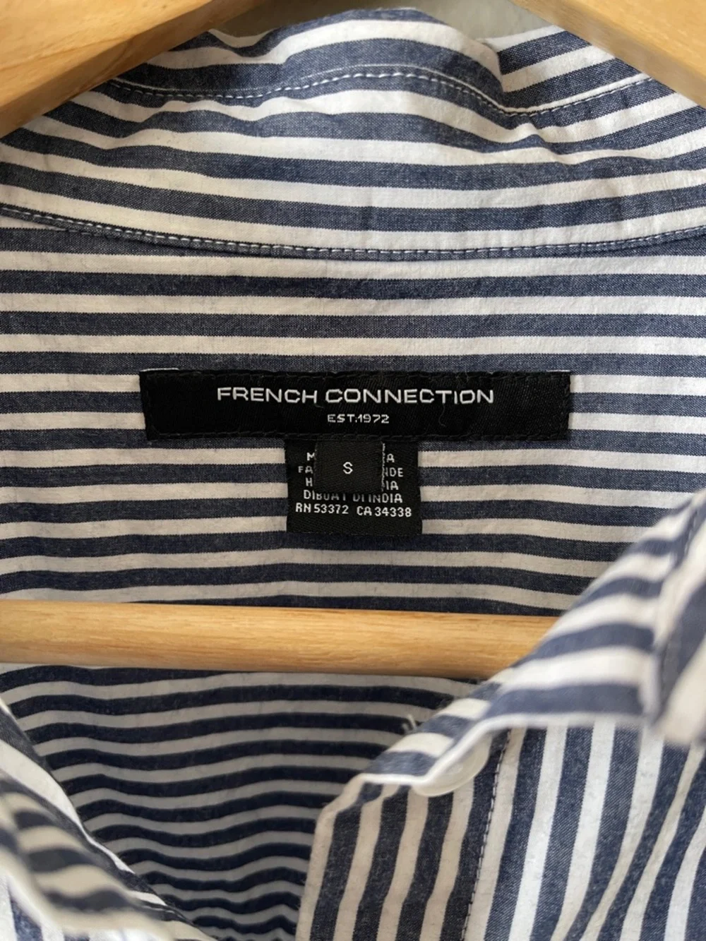 French Connection cropped striped button-down shirt - Picture 3 of 10